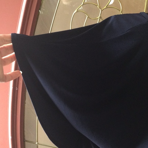 J M Fleurette Shirt - Picture 4 of 4